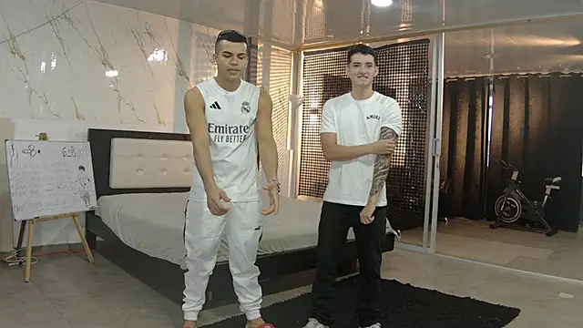 Boysgang sex online show from 05-19-26, 11:16