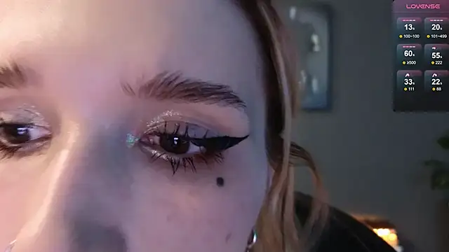 Snapshot of SophieInkk chatting on 02-05-25, 12:20 SophieInkk online show from 02-05-25, 12:20