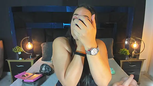 MayraVegas online show from 02-12-25, 01:06