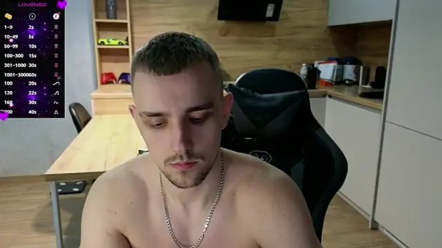 Larstar01 online show from 03-05-25, 11:38