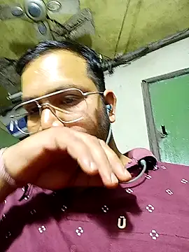 DeepakXxxR86 online show from 02-01-26, 02:37