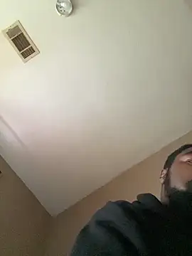 Snapshot of bigdick5157 chatting on 01-12-25, 10:33 bigdick5157 online show from 01-12-25, 10:33