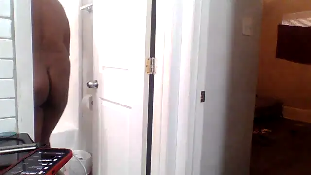 Snapshot of bigdick5157 chatting on 11-05-25, 11:16 bigdick5157 online show from 11-05-25, 11:16