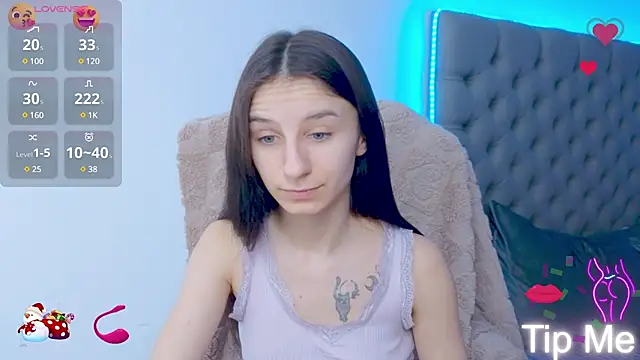 Snapshot of _Nika_Kik chatting on 01-09-25, 01:35 Nika Kik online show from 01-09-25, 01:35