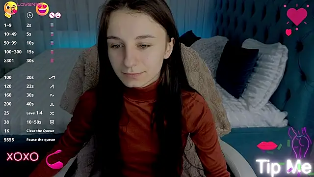 Snapshot of _Nika_Kik chatting on 02-01-25, 02:02 Nika Kik online show from 02-01-25, 02:02
