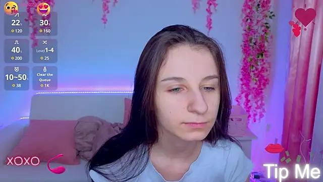 Snapshot of _Nika_Kik chatting on 02-02-25, 03:07 Nika Kik online show from 02-02-25, 03:07