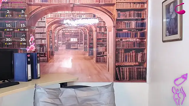 Snapshot of Catalella_Ar chatting on 11-14-25, 03:16 Catalella Ar online show from 11-14-25, 03:16