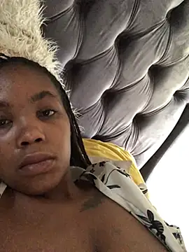 Nicole Liam  online show from 01-17-26, 11:48