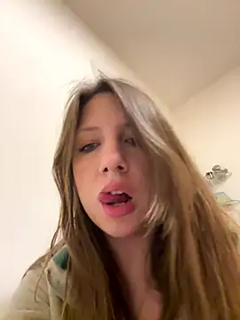 Sashabunny online show from 12-18-25, 04:57