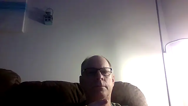 Snapshot of pjkrun66 chatting on 11-26-25, 01:01 pjkrun66 online show from 11-26-25, 01:01