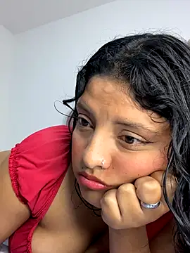 Snapshot of tati__22 chatting on 09-10-25, 05:57 tati 22 online show from 09-10-25, 05:57