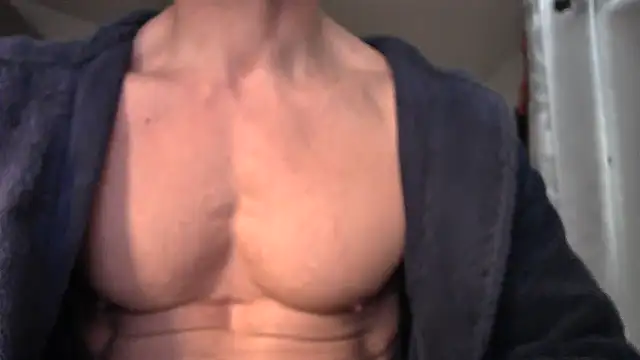 Snapshot of jeans466 chatting on 05-21-26, 12:45 jeans466 online show from 05-21-26, 12:45