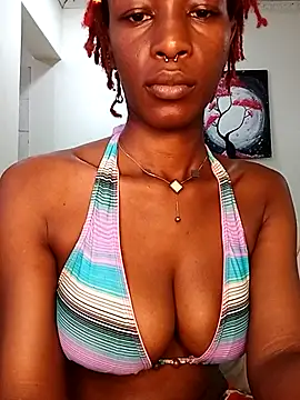 Ayrella02 online show from 11-14-25, 12:20