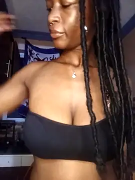 Snapshot of Ayrella02 chatting on 03-25-26, 02:17 Ayrella02 online show from 03-25-26, 02:17