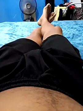 Snapshot of Seductiveblack chatting on 02-23-25, 09:59 Seductiveblack online show from 02-23-25, 09:59