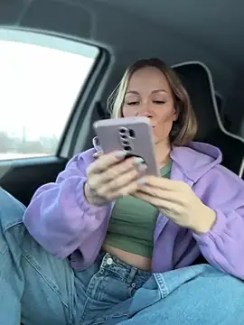 LavenderHot online show from 11-20-25, 02:12