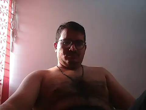 naughtymike0007 online show from 05-13-26, 11:51