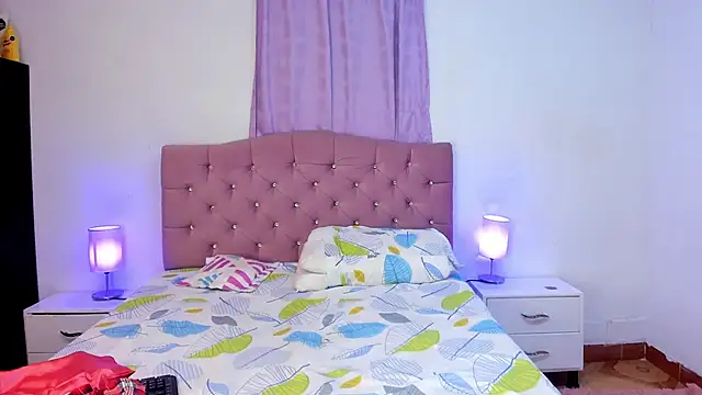 Latinabombsheell online show from 02-25-25, 05:41