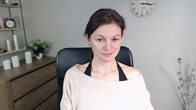 VivianWILD online show from 01-20-25, 10:07