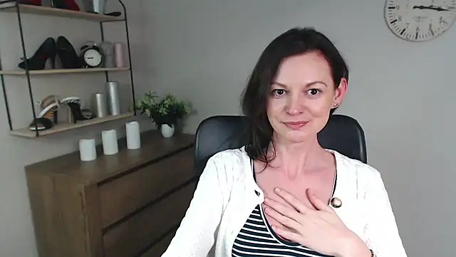 VivianWILD online show from 01-30-25, 12:59