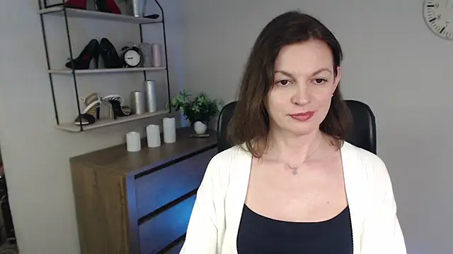 VivianWILD online show from 02-14-25, 02:12