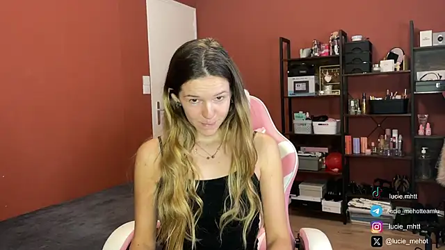 lucie mehott online show from 03-17-25, 10:17