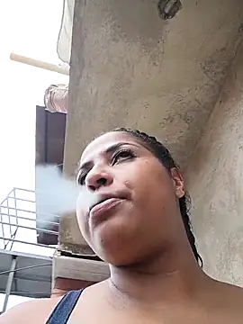 Snapshot of Giselabrunette25 chatting on 09-28-25, 03:28 Giselabrunette25 online show from 09-28-25, 03:28