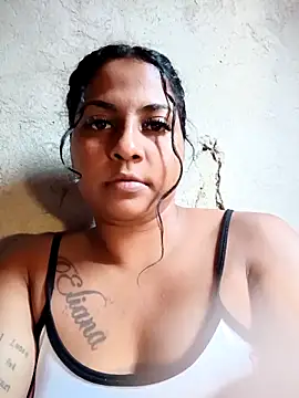 Snapshot of Giselabrunette25 chatting on 10-12-25, 08:19 Giselabrunette25 online show from 10-12-25, 08:19