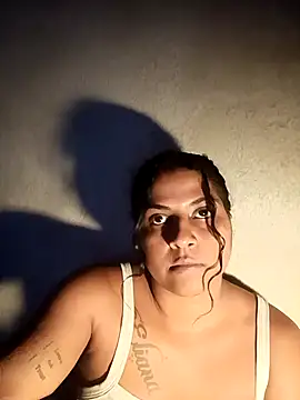 Snapshot of Giselabrunette25 chatting on 10-16-25, 10:27 Giselabrunette25 online show from 10-16-25, 10:27