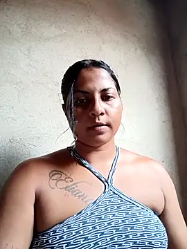 Snapshot of Giselabrunette25 chatting on 10-22-25, 05:34 Giselabrunette25 online show from 10-22-25, 05:34