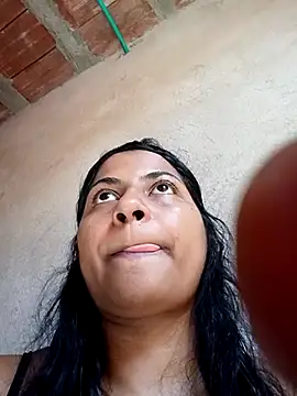 Snapshot of Giselabrunette25 chatting on 10-24-25, 02:57 Giselabrunette25 online show from 10-24-25, 02:57