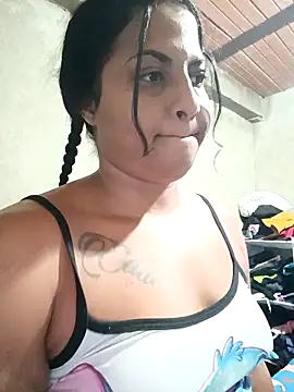 Snapshot of Giselabrunette25 chatting on 11-02-25, 09:50 Giselabrunette25 online show from 11-02-25, 09:50