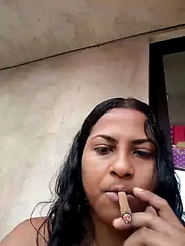 Snapshot of Giselabrunette25 chatting on 11-16-25, 04:23 Giselabrunette25 online show from 11-16-25, 04:23