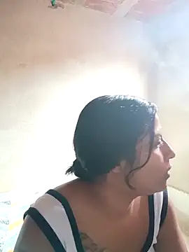 Snapshot of Giselabrunette25 chatting on 11-30-25, 03:49 Giselabrunette25 online show from 11-30-25, 03:49