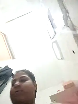 Snapshot of Giselabrunette25 chatting on 12-14-25, 08:20 Giselabrunette25 online show from 12-14-25, 08:20