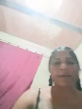 Snapshot of Giselabrunette25 chatting on 08-02-26, 07:29 Giselabrunette25 online show from 08-02-26, 07:29