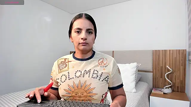 MalejaDiaz  online show from 07-03-26, 09:54