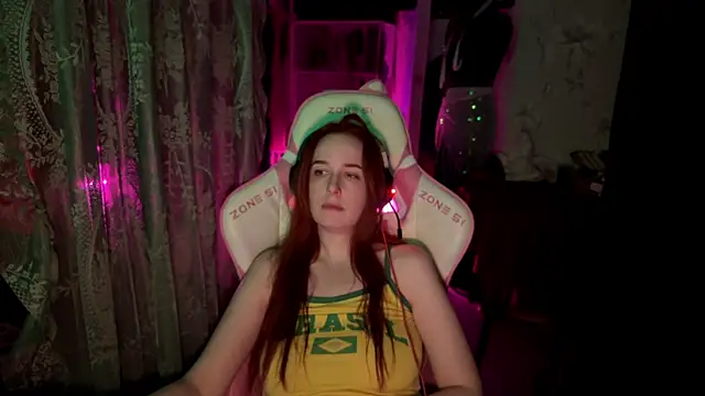 Snapshot of pearl_princess_ chatting on 06-07-26, 05:16 pearl princess online show from 06-07-26, 05:16