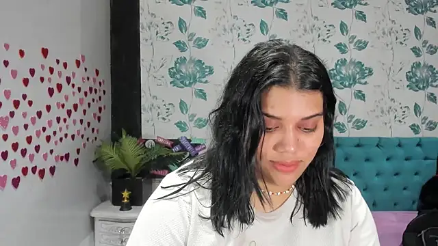 LindaBreeS online show from 02-10-25, 08:21