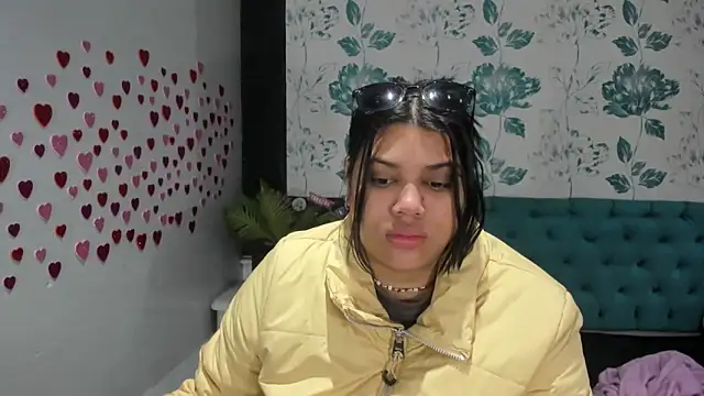 LindaBreeS online show from 02-15-25, 01:38