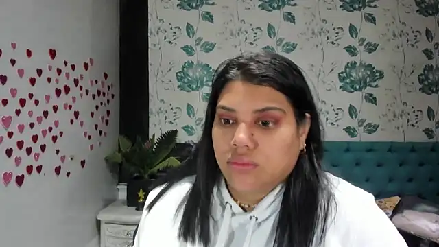 LindaBreeS online show from 03-05-25, 02:12