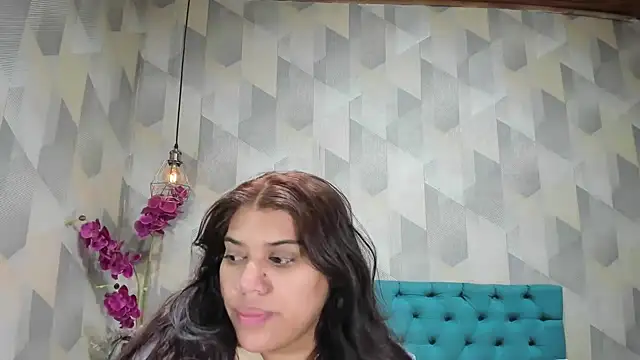 LindaBreeS online show from 09-14-25, 04:00