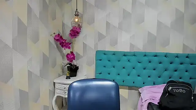 LindaBreeS online show from 10-01-25, 03:18