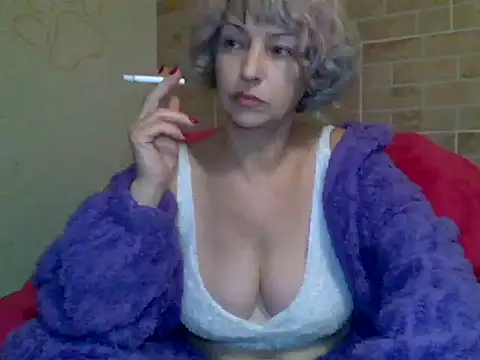 Snapshot of Lorie_Carrie chatting on 12-11-24, 03:58 Lorie Carrie online show from 12-11-24, 03:58