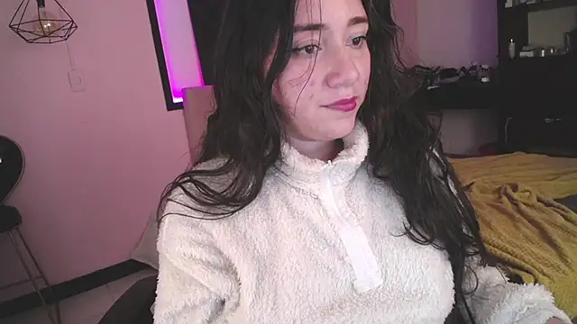 Andrea Ramos online show from 12-27-24, 09:39