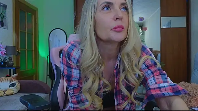 Snapshot of amelia_blondy chatting on 01-29-25, 02:10 amelia blondy online show from 01-29-25, 02:10
