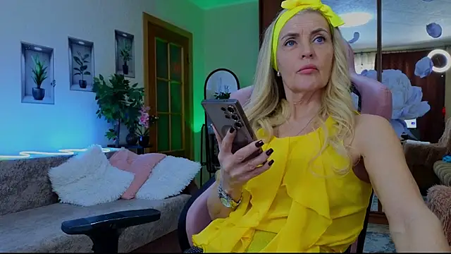 Snapshot of amelia_blondy chatting on 02-05-25, 09:36 amelia blondy online show from 02-05-25, 09:36