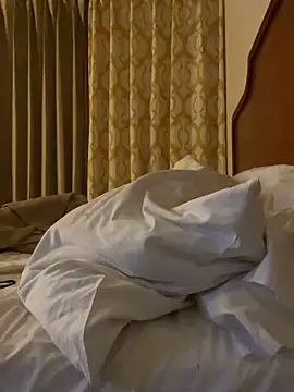 Snapshot of lolabun247 chatting on 02-05-25, 01:58 lolabun247 online show from 02-05-25, 01:58