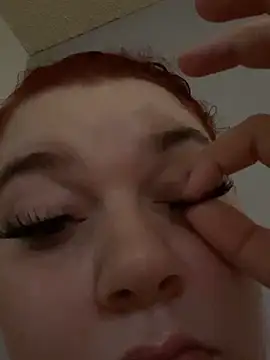 Snapshot of lolabun247 chatting on 02-26-25, 07:42 lolabun247 online show from 02-26-25, 07:42