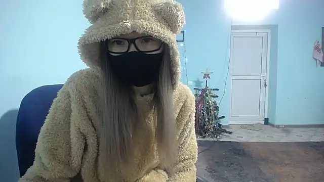 elllaaxx online show from 01-26-25, 04:09